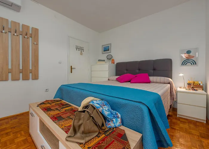 Marea Seaview 2026 With Elevator Free Parking Self Check In